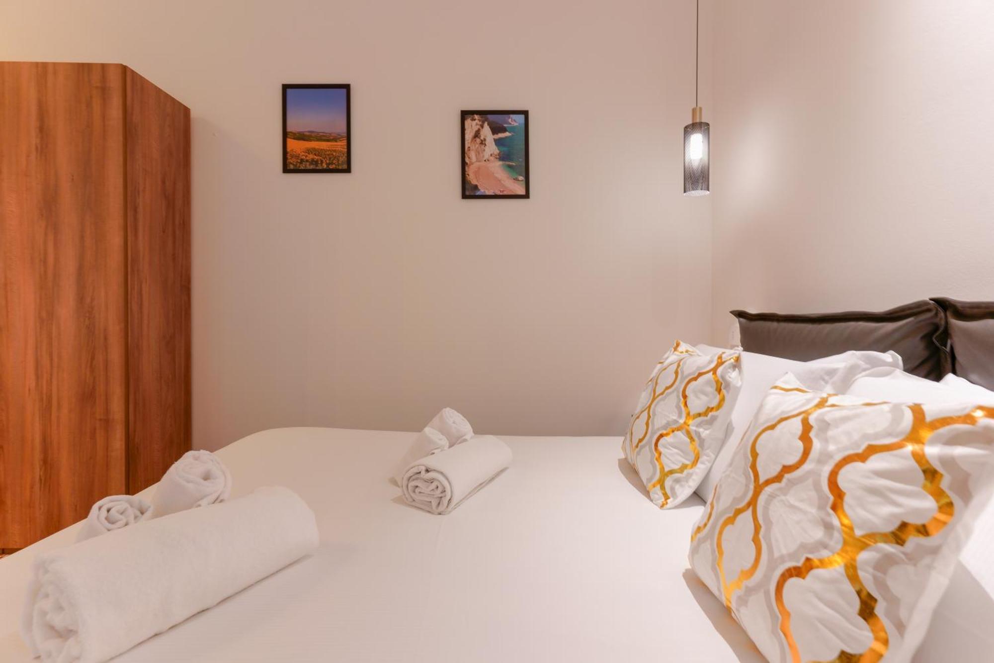 M&M Apartment Bologna Luaran gambar