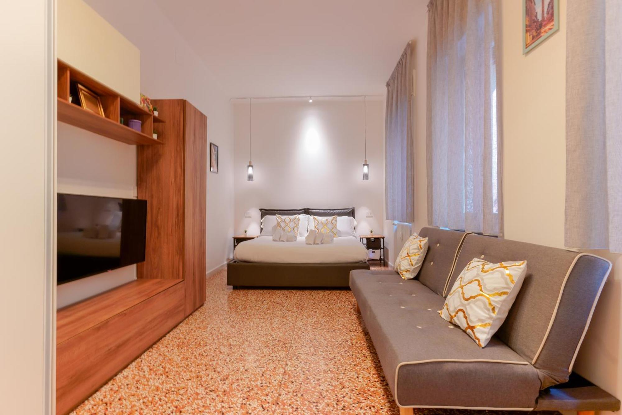M&M Apartment Bologna Luaran gambar